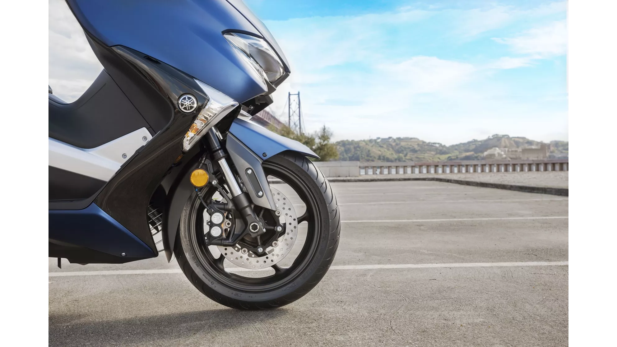 Yamaha TMAX DX - Image 23 Yamaha TMAX DX - Image 23