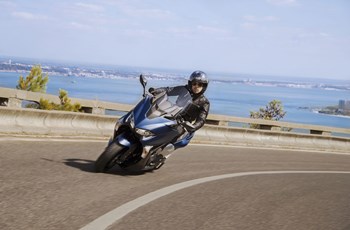 Yamaha TMAX DX 2018 - Bild 32