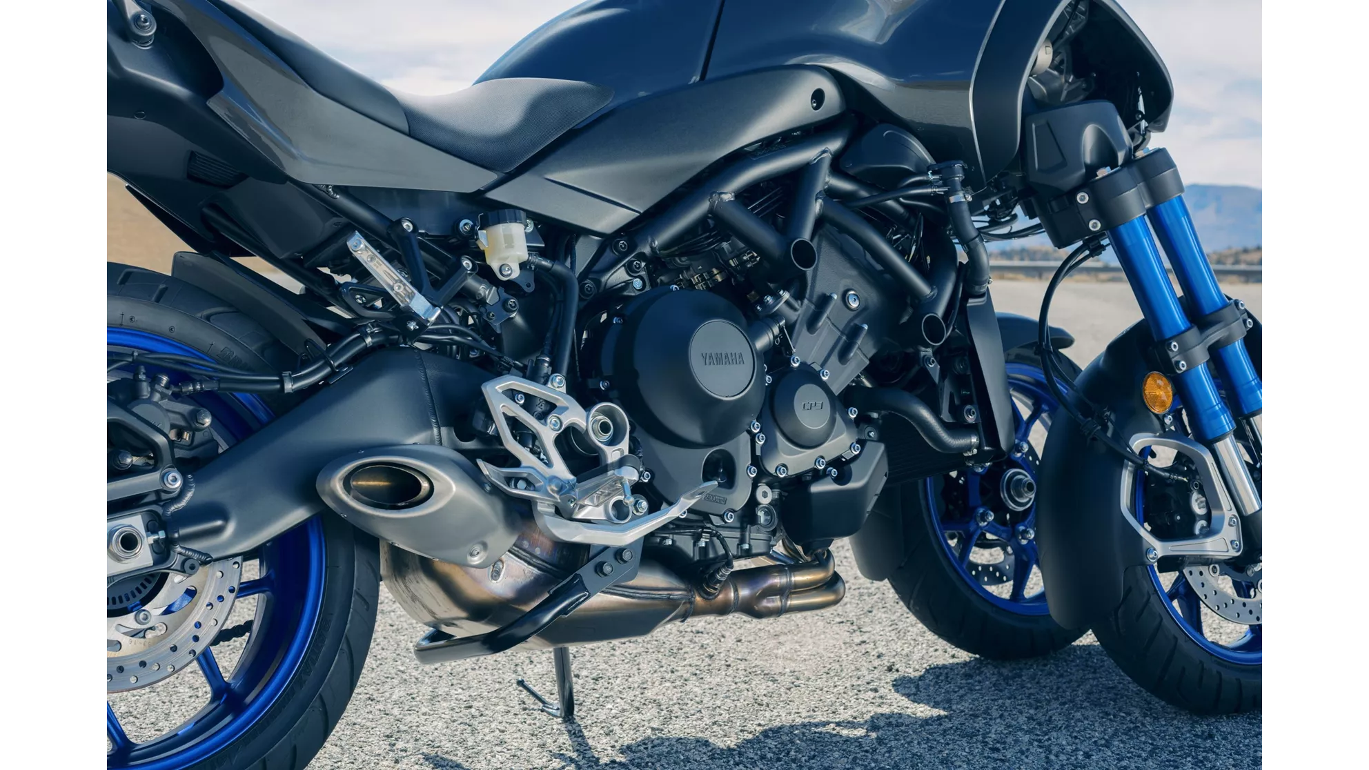 Yamaha Niken - Image 2 Yamaha Niken - Image 2