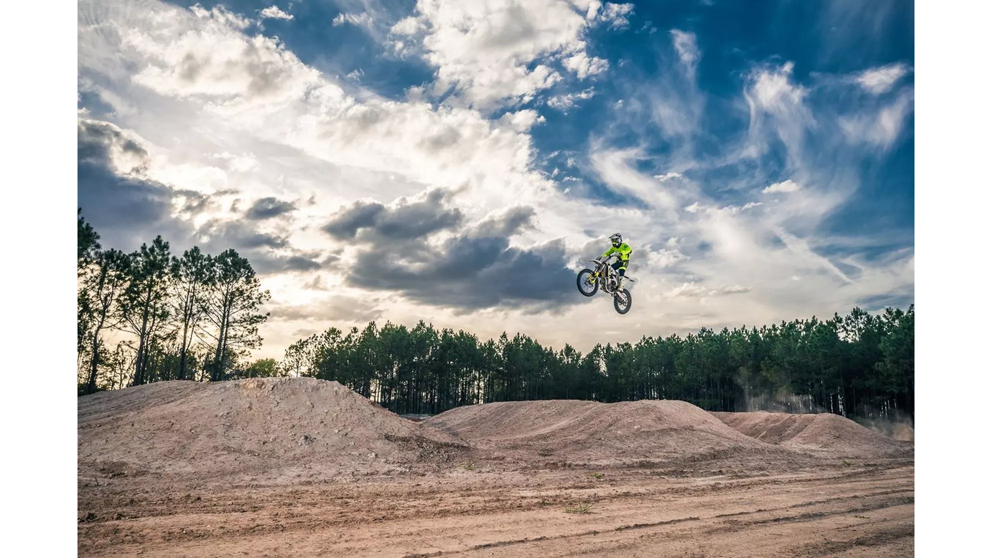 Husqvarna FC 450 - Image 15 Husqvarna FC 450 - Image 15