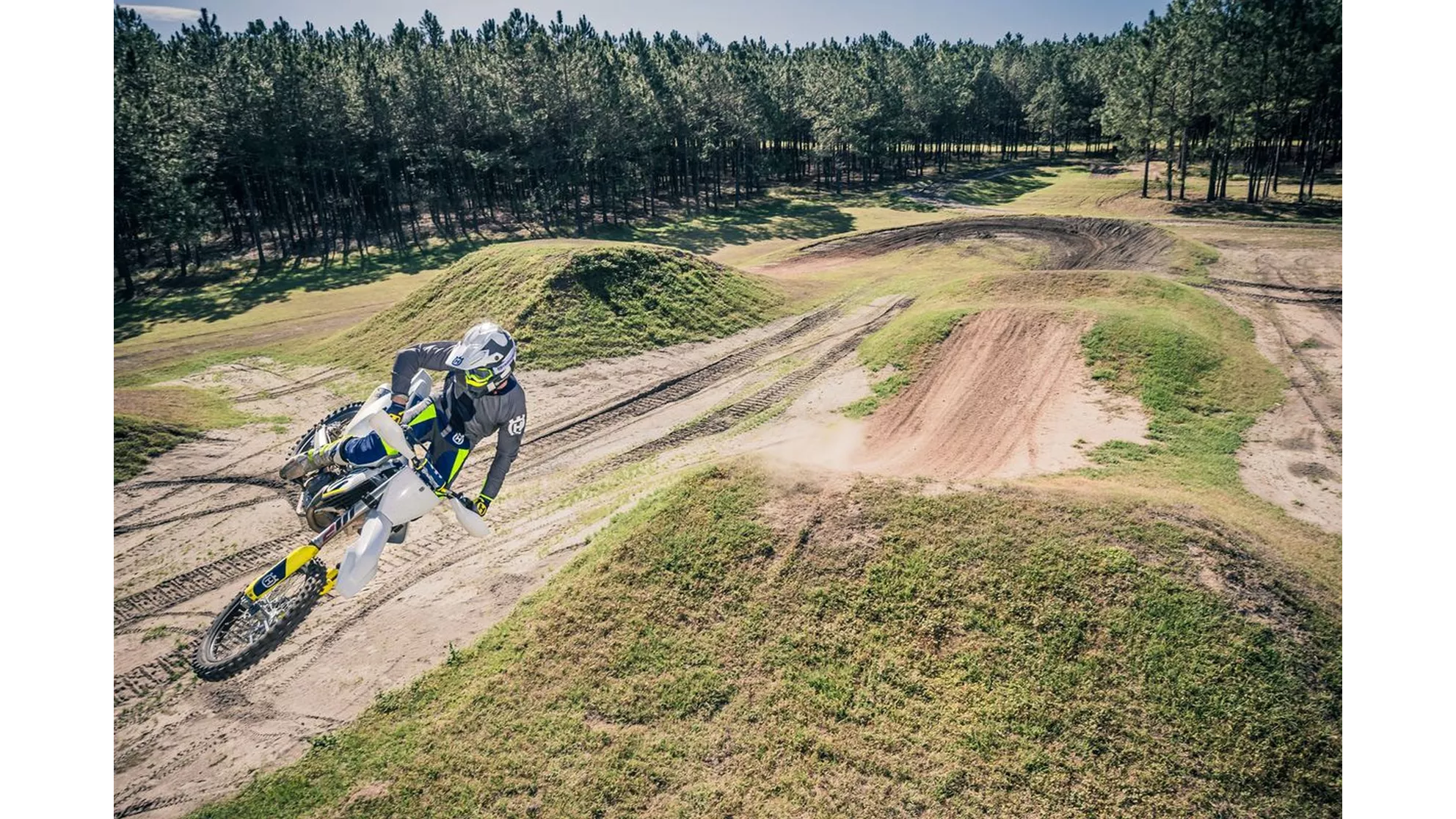 Husqvarna FC 450 - Image 16 Husqvarna FC 450 - Image 16