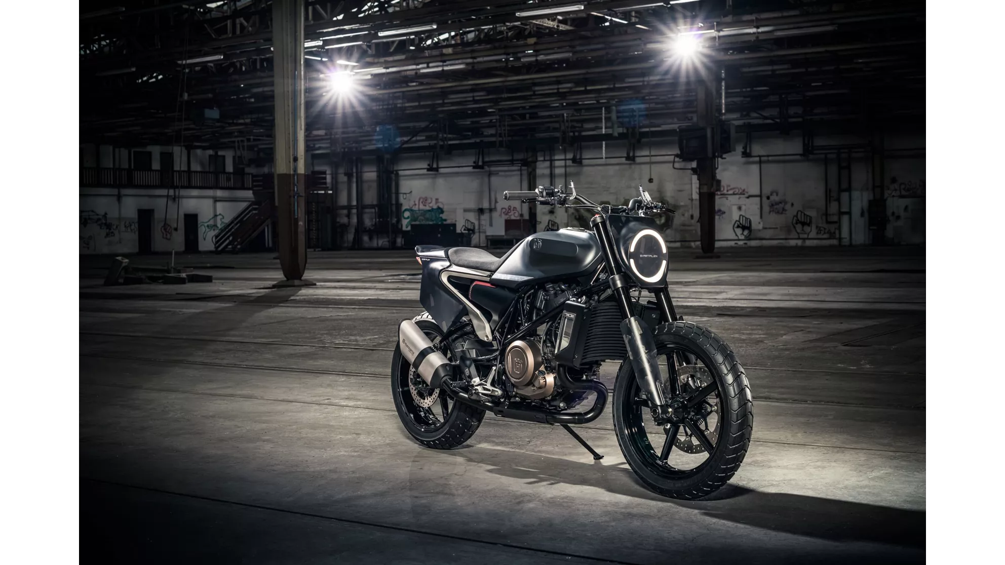 Husqvarna Svartpilen 701 - Image 1 Husqvarna Svartpilen 701 - Image 1