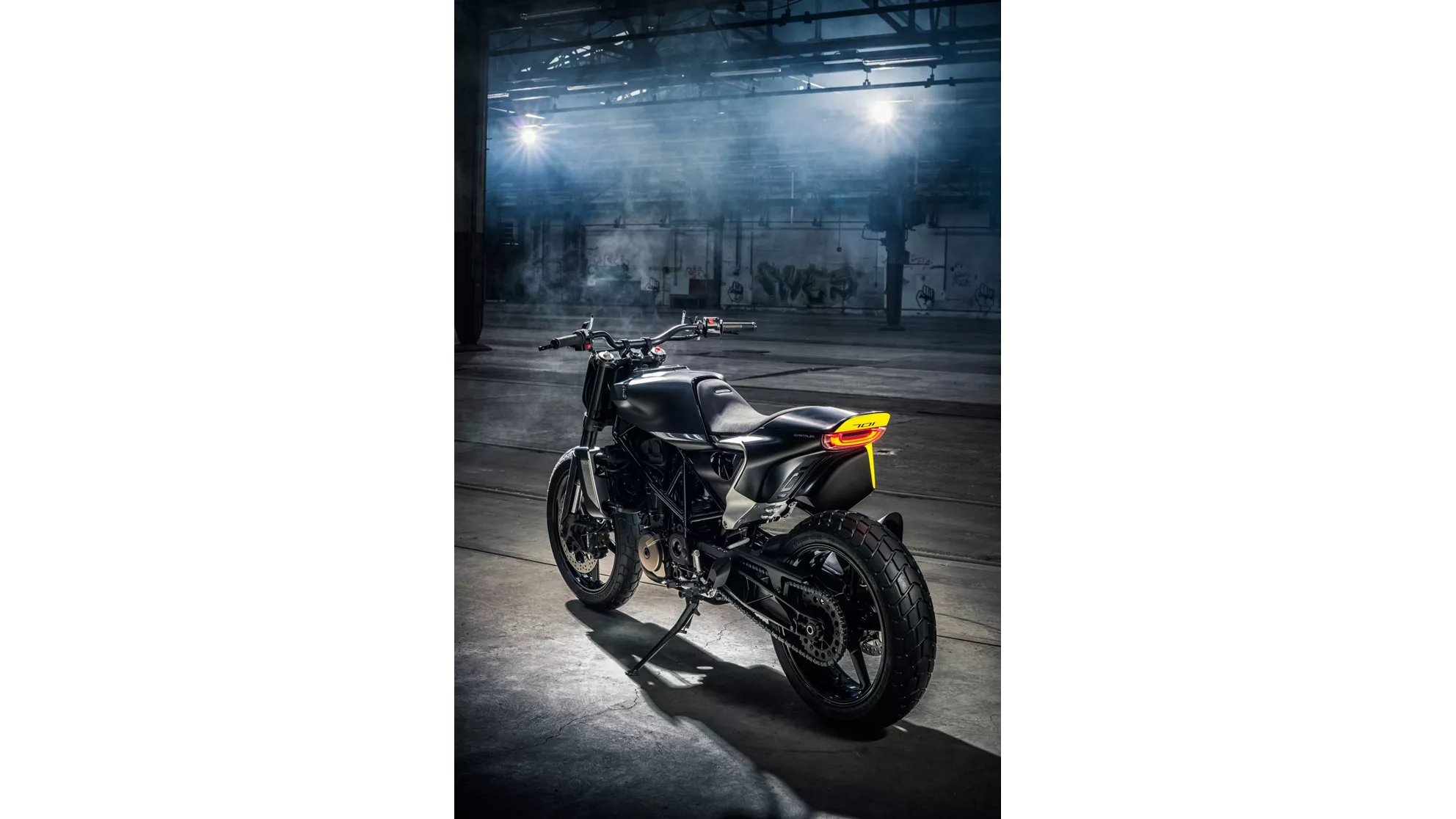 Husqvarna Svartpilen 701 - Image 4 Husqvarna Svartpilen 701 - Image 4