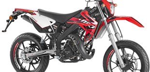 Rieju MRT Europa IV Supermoto 50 2020 vs Rieju MRT SM Racing 50 2018