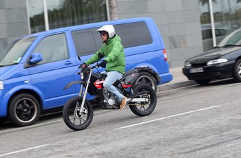 Rieju MRT SM 125 2018 - Bild 12