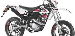 KSR Moto TR 125 SM 2020 vs Rieju MRT SM 125 2018
