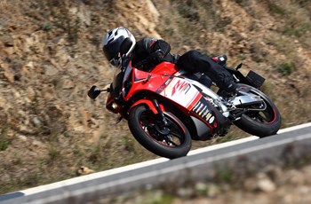 Rieju RS3 125 2018 - Bild 2 Rieju RS3 125 2018 - Bild 2