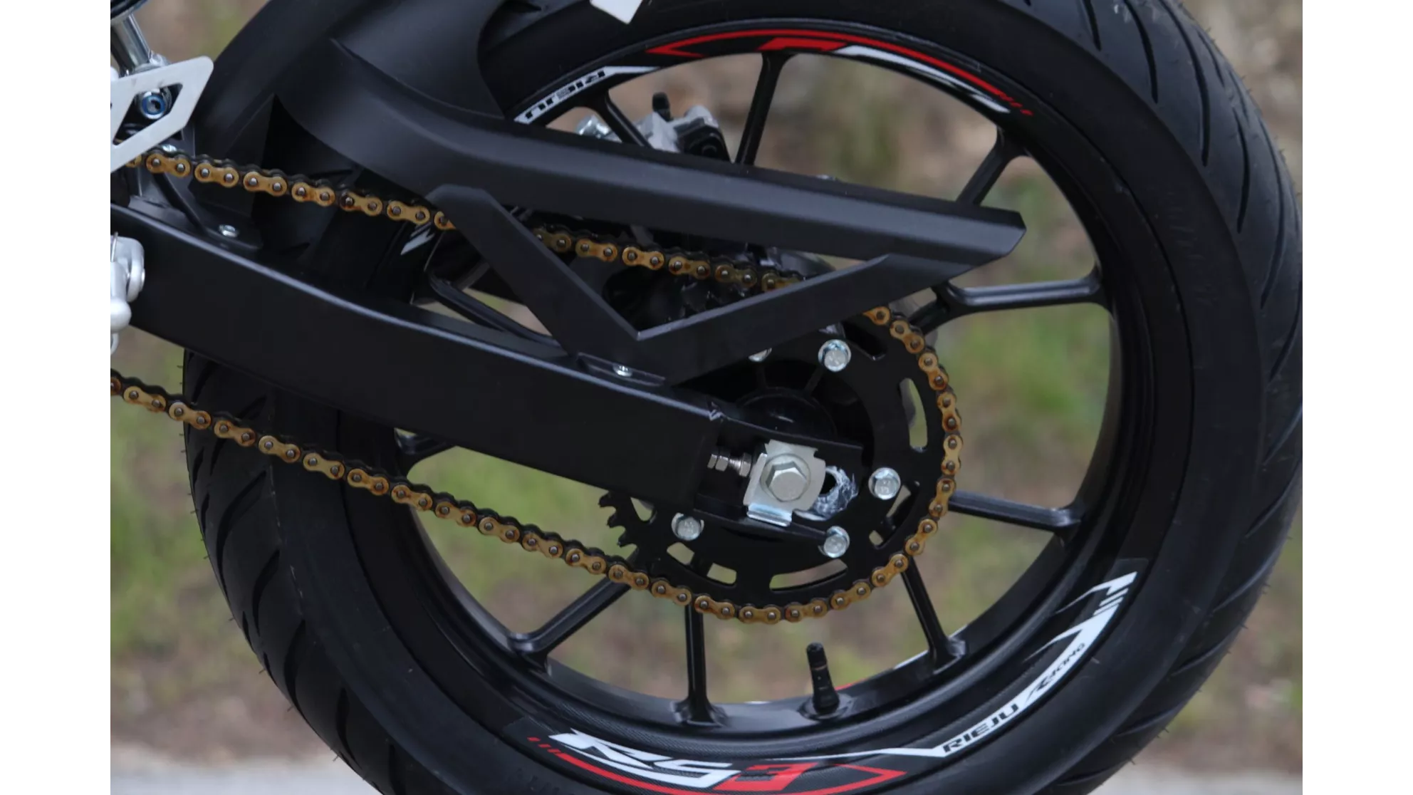 Rieju RS3 NKD 50 - Image 6 Rieju RS3 NKD 50 - Image 6