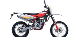 Husqvarna TE 510 2009 vs SWM RS 300 R 2018