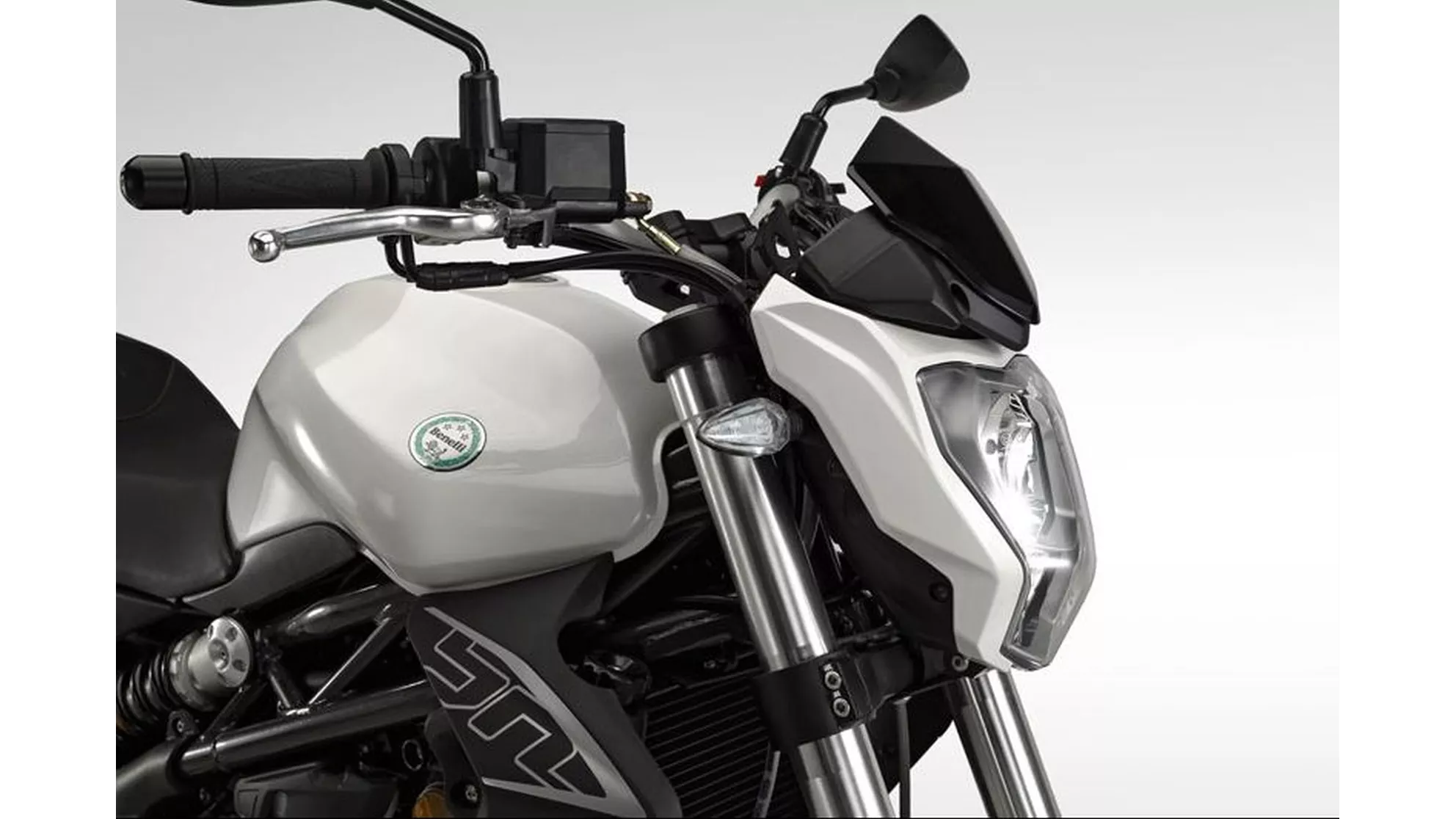 Benelli BN 302 - Image 10 Benelli BN 302 - Image 10