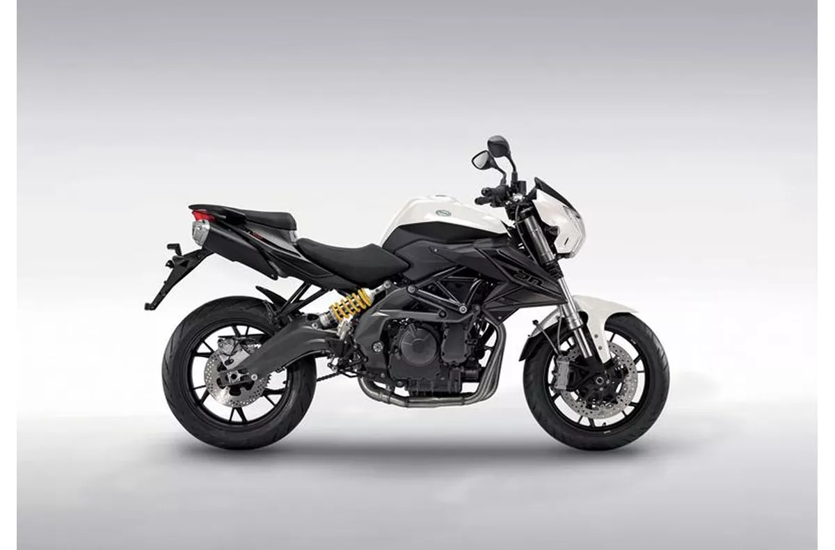 Benelli BN 600i Benelli BN 600i