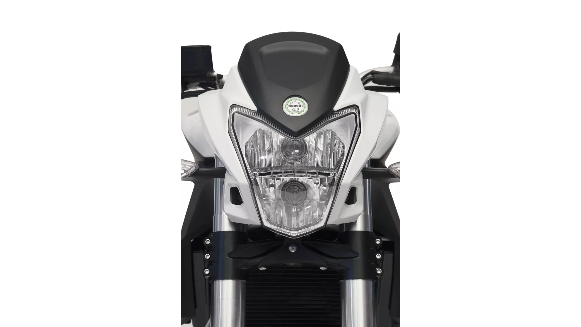 Benelli BN 600i - Image 2 Benelli BN 600i - Image 2