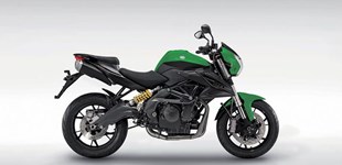 Benelli BN 600i 2018 vs Yamaha MT-07 2020