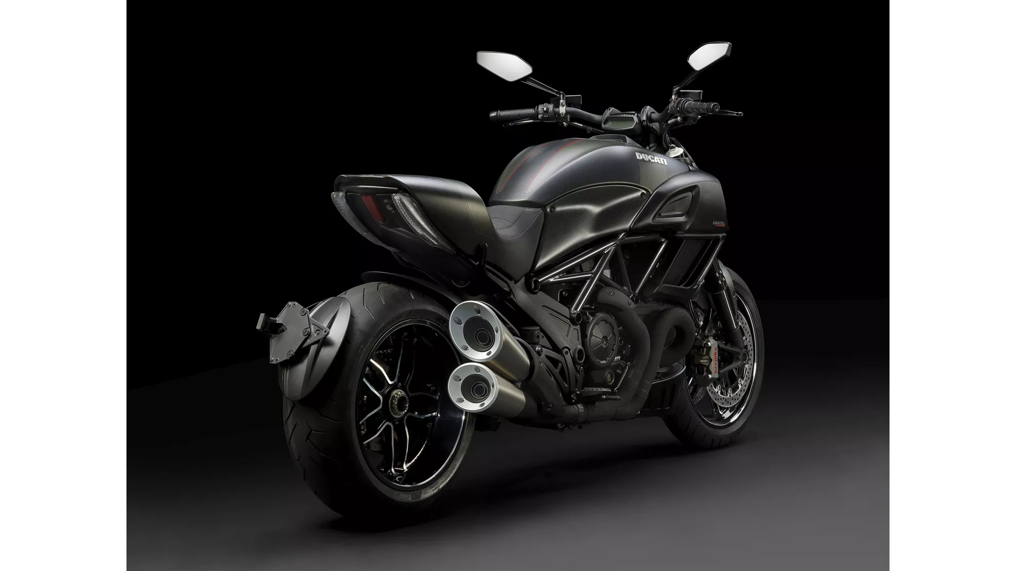 Ducati Diavel Carbon - Imagem 3