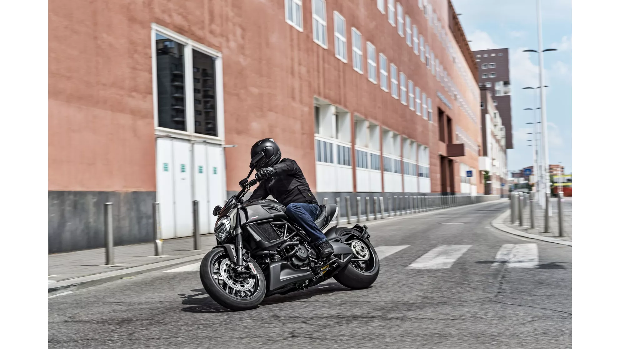 Ducati Diavel Carbon - Kép 22