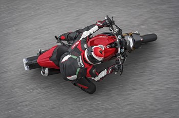 Ducati Monster 1200 2018 - Bild 2 Ducati Monster 1200 2018 - Bild 2