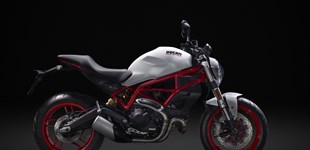 Ducati Monster 796 2011 vs Ducati Monster 797 2018