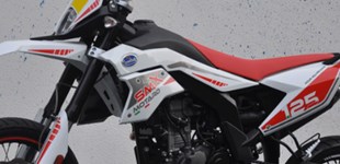 Sachs ZZ 125 2018 vs FB Mondial SMX 125i Supermoto 2018