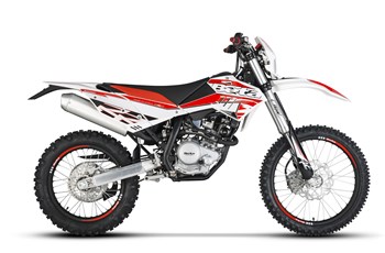 Beta RR Enduro 4T 125 LC 2018 - Bild 2 Beta RR Enduro 4T 125 LC 2018 - Bild 2