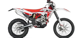 Beta RR 350 4T Racing 2018 vs Beta RR 390 2018 Beta RR 350 4T Racing 2018 vs Beta RR 390 2018