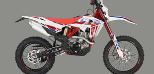 Beta RR 350 4T Racing 2018 vs Beta RR 390 2018 Beta RR 350 4T Racing 2018 vs Beta RR 390 2018