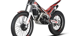 Beta Evo 300 2T SS 2018 vs Beta Evo 300 4Takt 2009 Beta Evo 300 2T SS 2018 vs Beta Evo 300 4Takt 2009