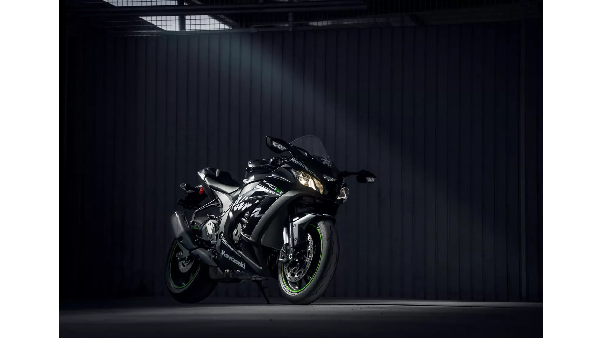 Kawasaki Ninja ZX-10RR - Image 2 Kawasaki Ninja ZX-10RR - Image 2
