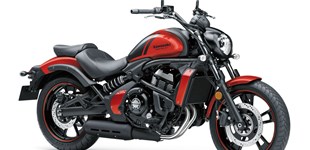 Yamaha MT-09 2022 vs Kawasaki Vulcan S Special Edition 2018