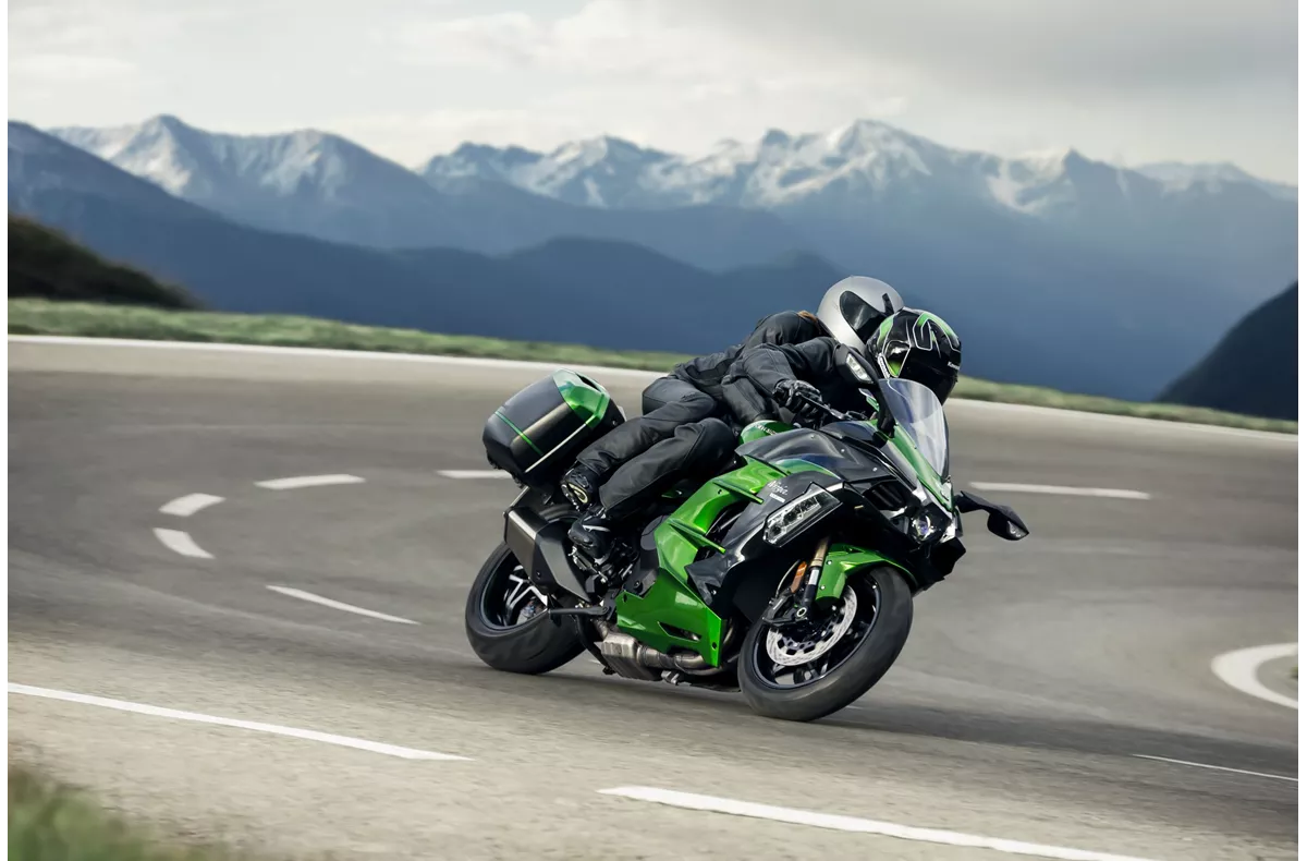 Kawasaki Ninja H2 SX SE Kawasaki Ninja H2 SX SE