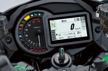 Kawasaki Ninja H2 SX SE 2018 - Bild 33 Kawasaki Ninja H2 SX SE 2018 - Bild 33