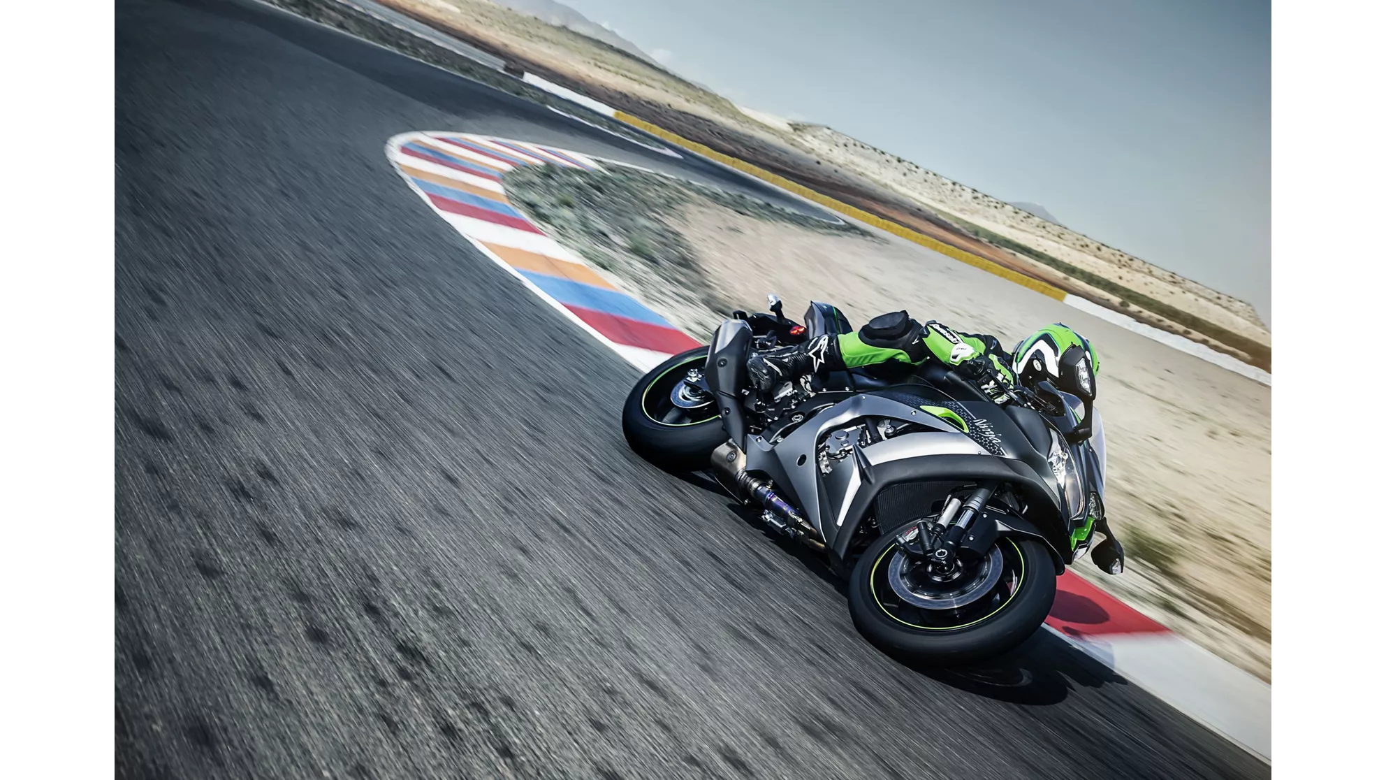 Kawasaki Ninja ZX-10R SE - Image 8 Kawasaki Ninja ZX-10R SE - Image 8