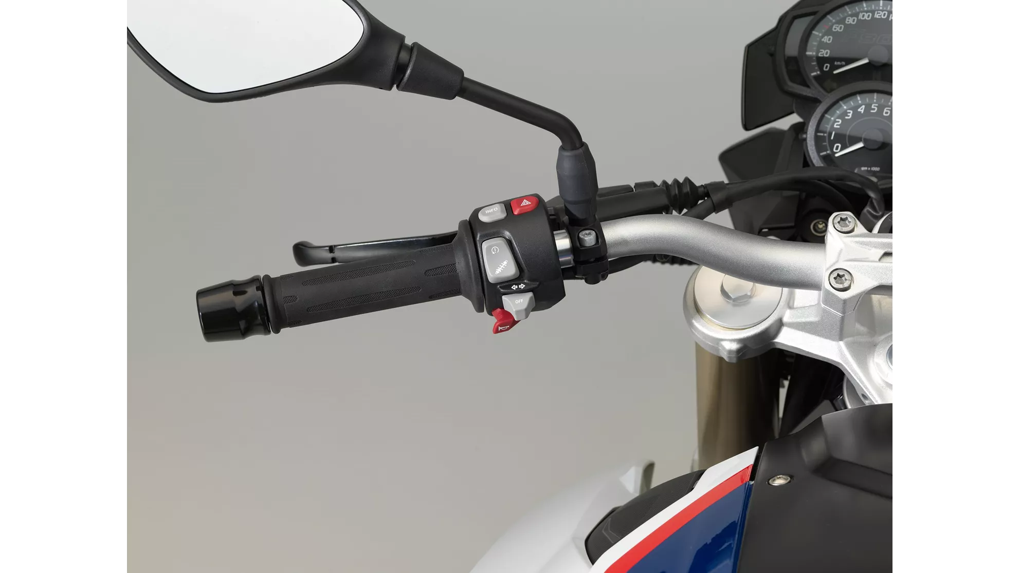 BMW F 800 R - Image 15 BMW F 800 R - Image 15