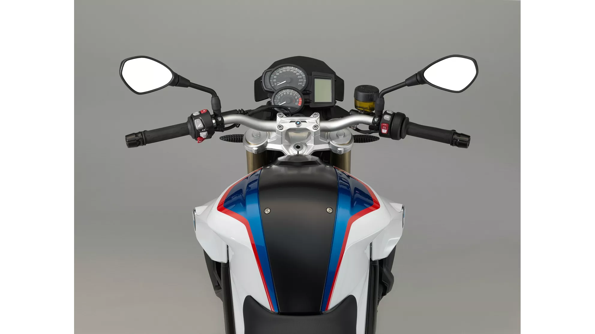 BMW F 800 R - Image 20 BMW F 800 R - Image 20