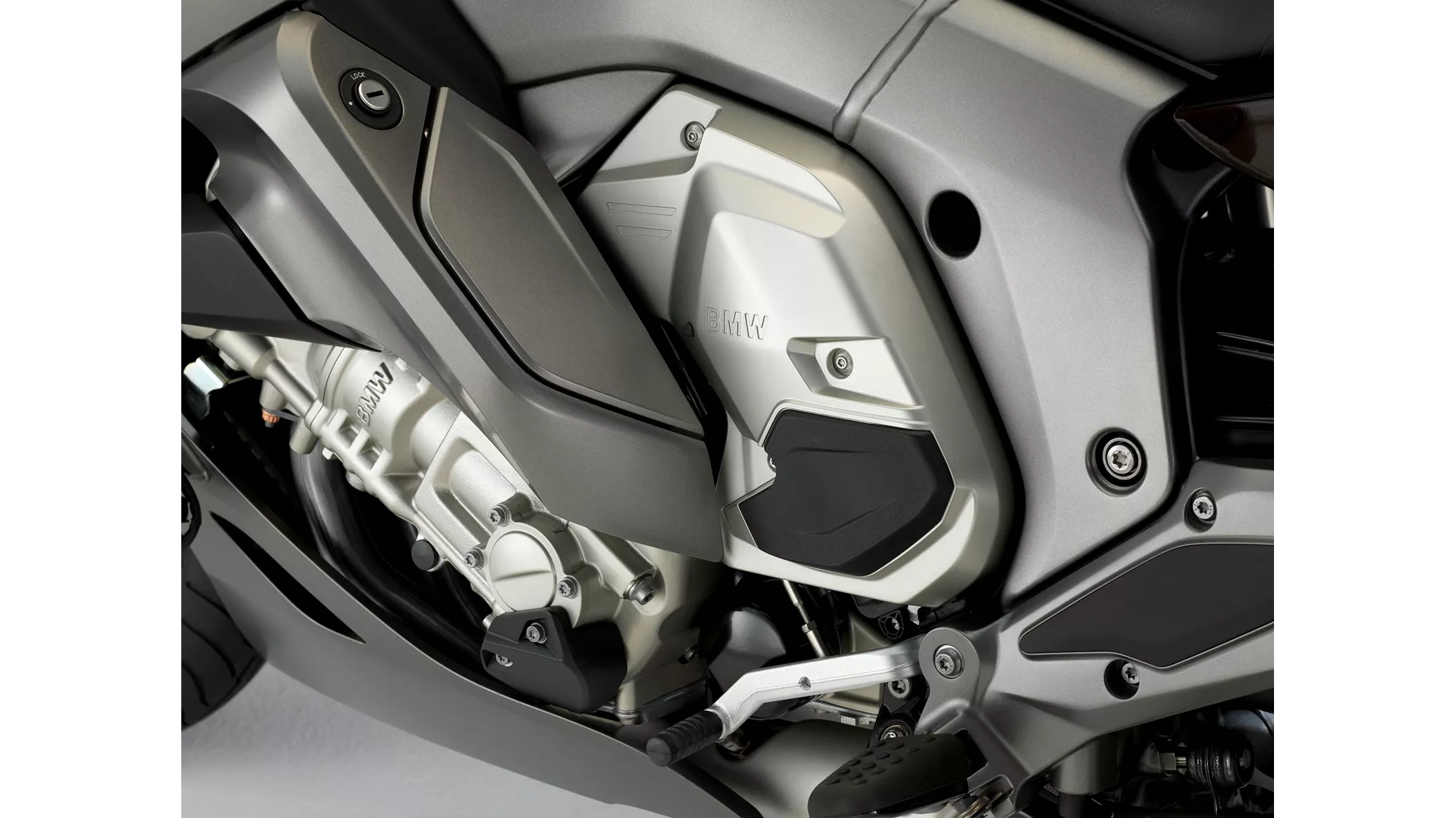 BMW K 1600 GTL - Image 11 BMW K 1600 GTL - Image 11