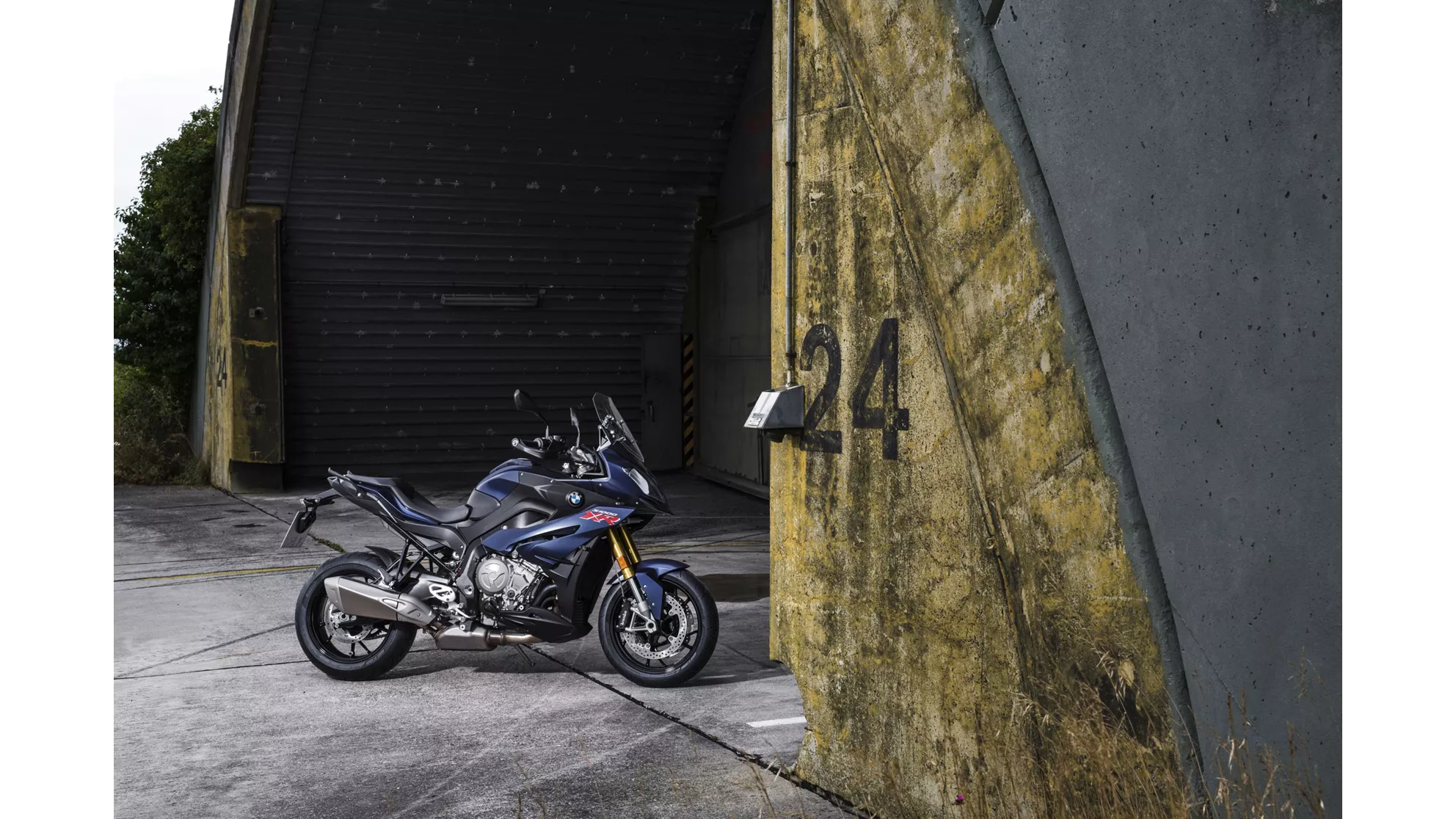 BMW S 1000 XR - Image 11 BMW S 1000 XR - Image 11