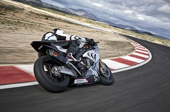 BMW HP4 RACE 2018 - Bild 9