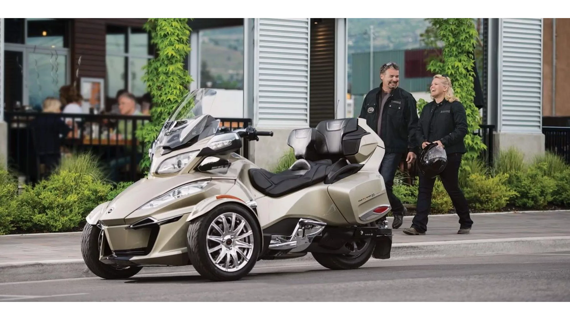 Can-Am Spyder RT-S - Image 5