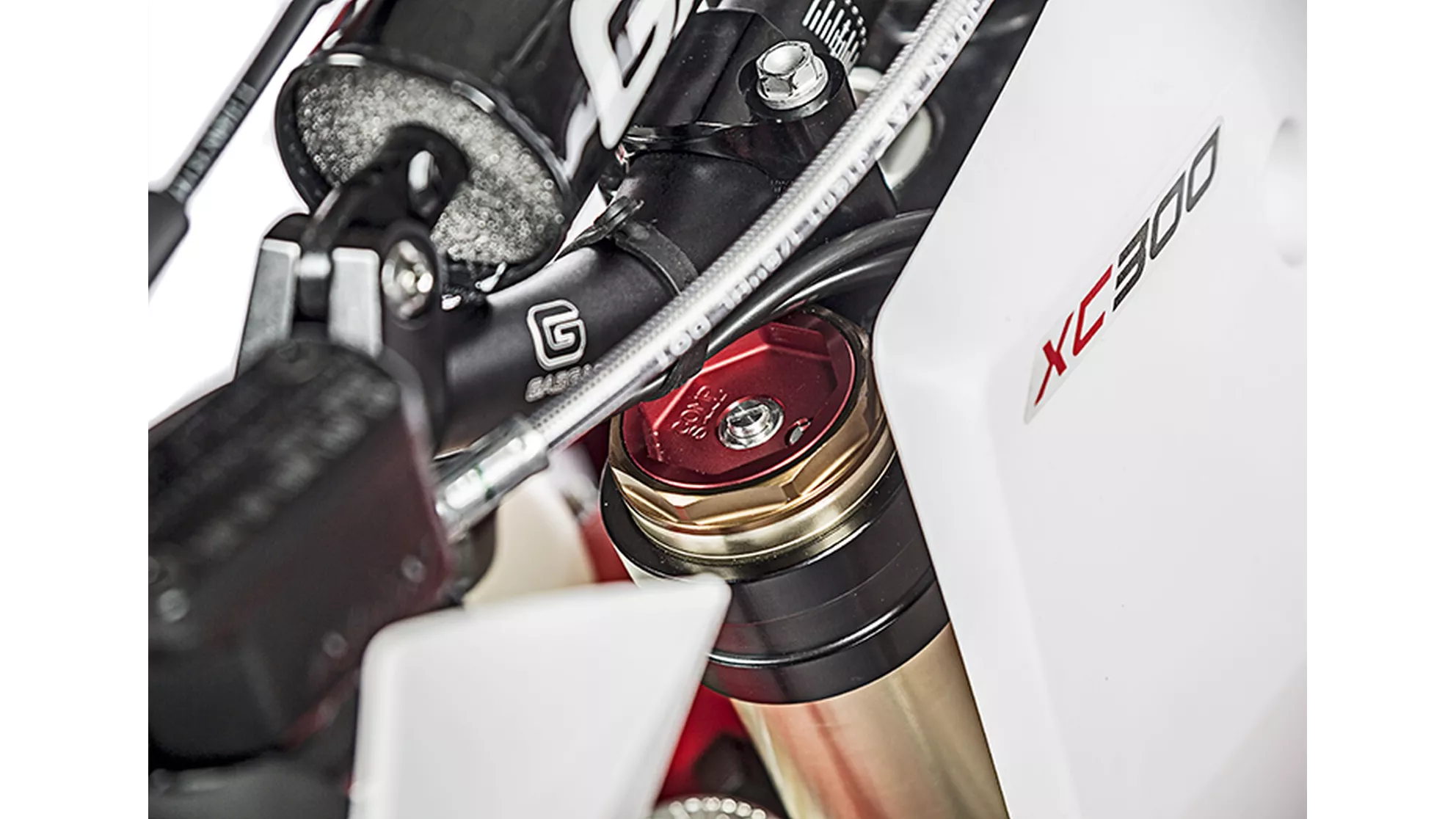 GASGAS XC 300 - Image 4 GASGAS XC 300 - Image 4