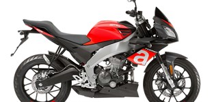Aprilia Tuono 125 2018 vs Yamaha R125 2024