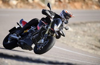 Aprilia Dorsoduro 1200 ABS ATC 2018 - Bild 12 Aprilia Dorsoduro 1200 ABS ATC 2018 - Bild 12