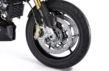 Aprilia Dorsoduro 1200 ABS ATC 2018 - Bild 19 Aprilia Dorsoduro 1200 ABS ATC 2018 - Bild 19