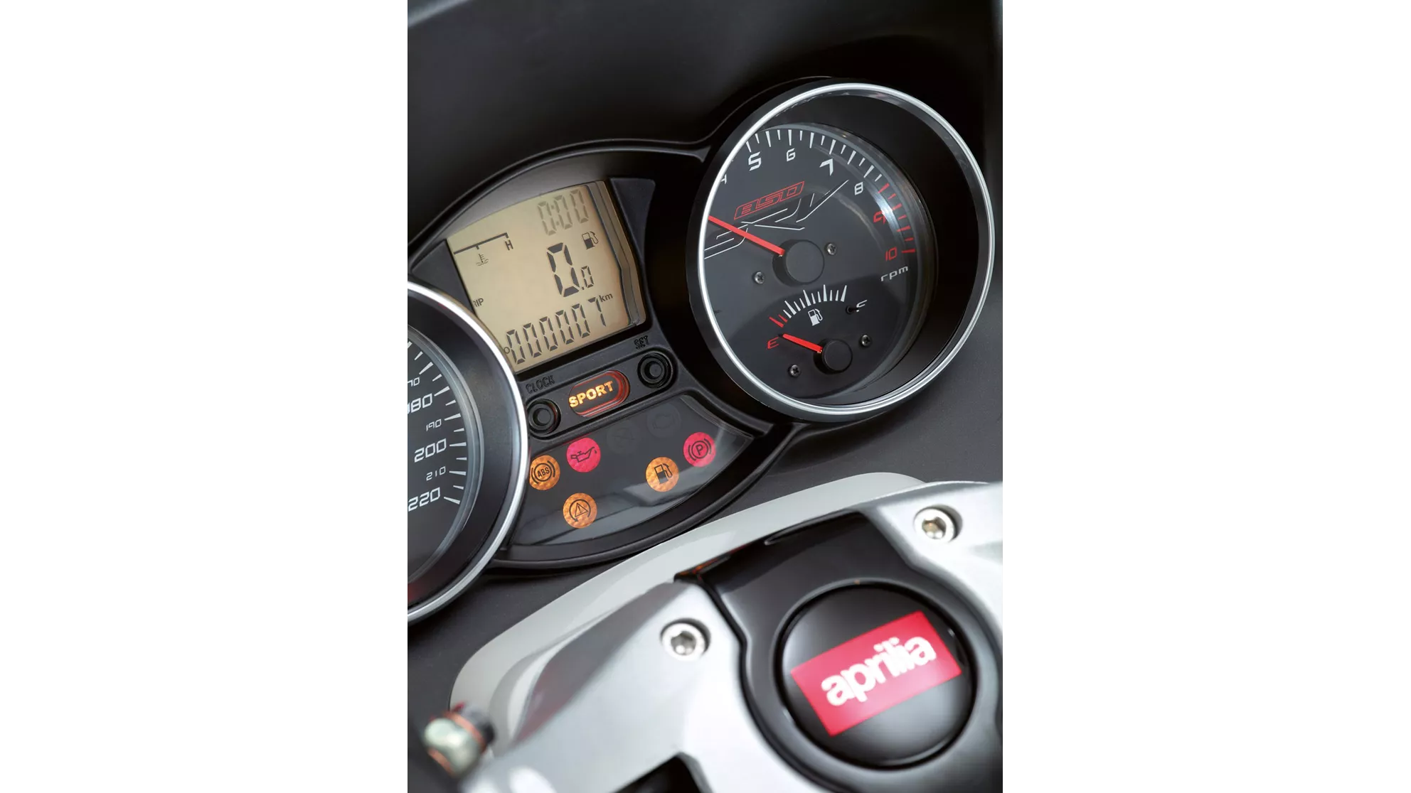 Aprilia SRV 850 i.e. ABS/ATC - Image 16 Aprilia SRV 850 i.e. ABS/ATC - Image 16
