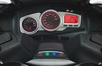 Aprilia SR-Max 300ie 2018 - Bild 10