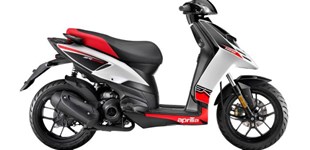 Yamaha RayZR 2024 vs Aprilia SR 125 Motard 2018