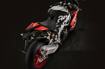 Aprilia RSV4 RF 2018 - Bild 8 Aprilia RSV4 RF 2018 - Bild 8