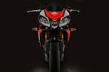 Aprilia Tuono V4 1100 Factory 2018 - Bild 9 Aprilia Tuono V4 1100 Factory 2018 - Bild 9