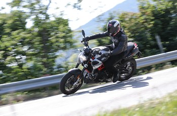 Aprilia Shiver 900 2018 - Bild 2 Aprilia Shiver 900 2018 - Bild 2