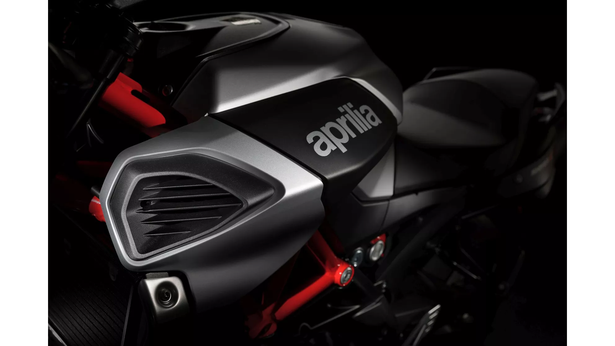 Aprilia Shiver 900 - Image 17 Aprilia Shiver 900 - Image 17