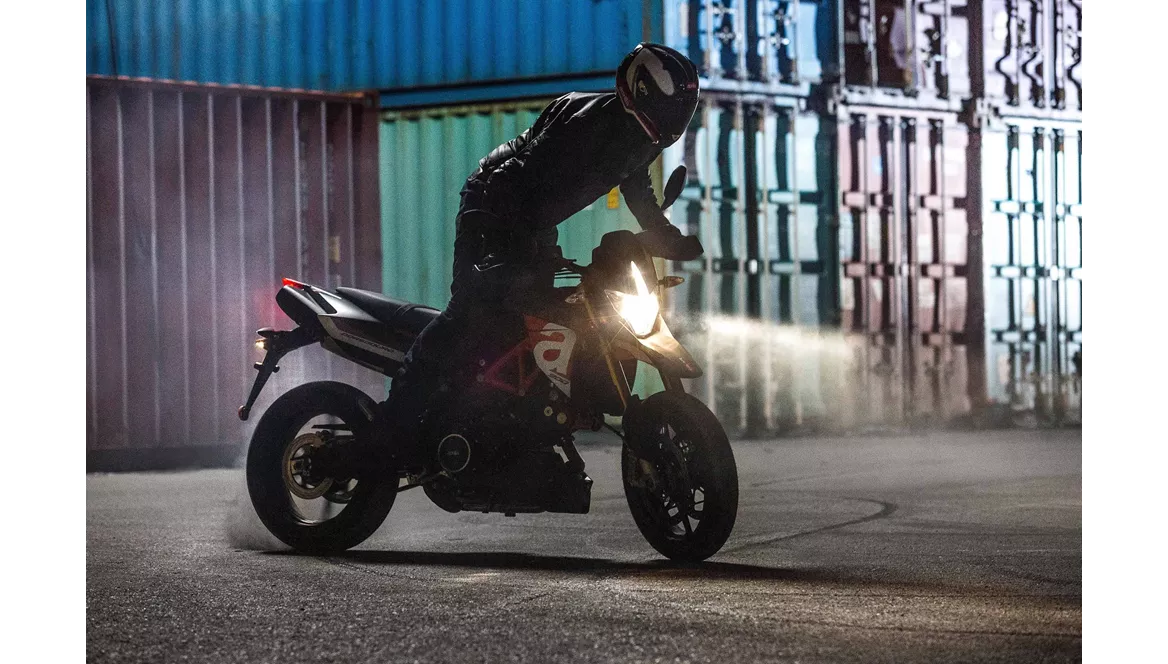 Aprilia Dorsoduro 900 2018 Aprilia Dorsoduro 900 2018
