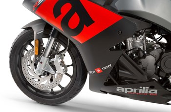 Aprilia RS 125 ABS 2018 - Bild 4 Aprilia RS 125 ABS 2018 - Bild 4
